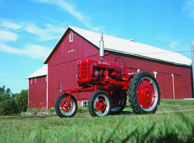 The History of Farmall Tractors 19401954 Grit